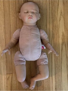 Baby Doll Paradise Galleries Realistic Reborn Sleeping Closed Eyes 19”